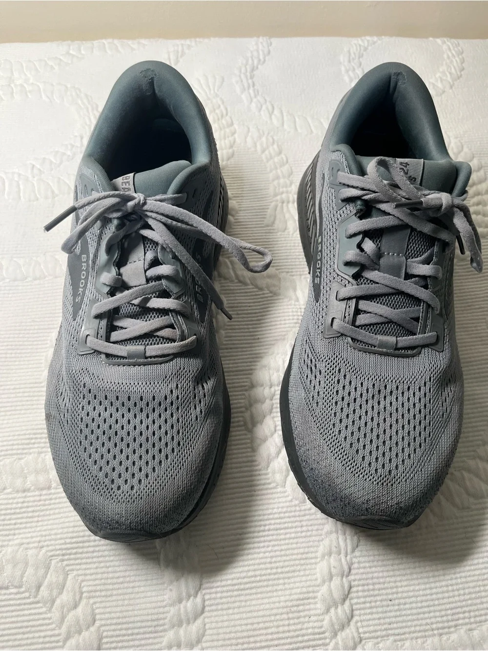 Brook Beast GTS 24 Wide Men’s 11.5 — Gray and Ebony - 1104252E069